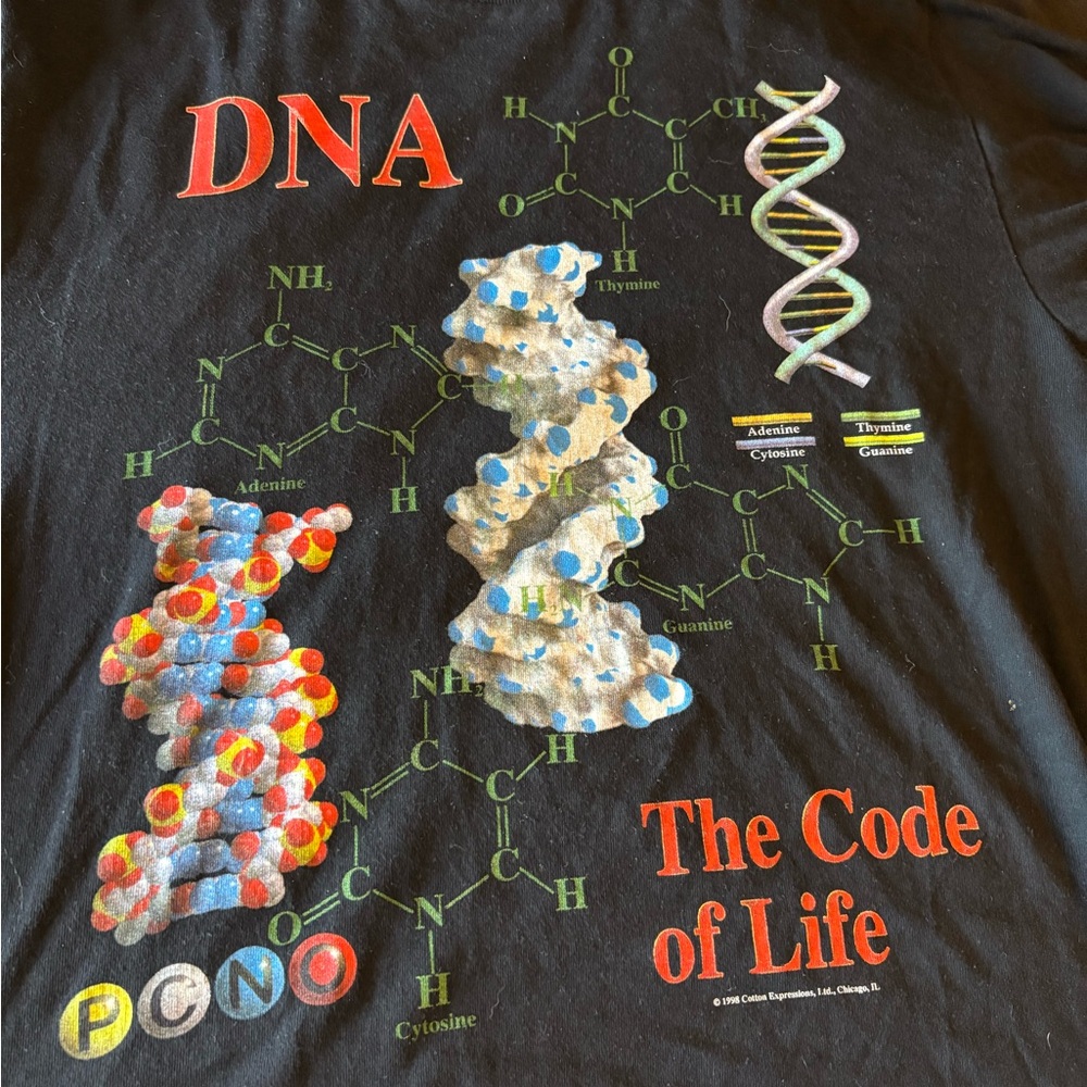 Vintage DNA Graphic T-Shirt